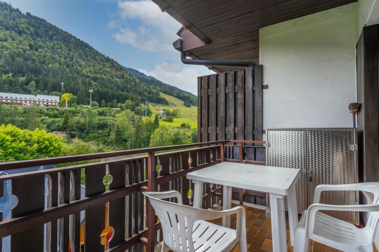 Il Ruscello Apartment With Terrace And View Of The Alps 塔尔维西奥 外观 照片