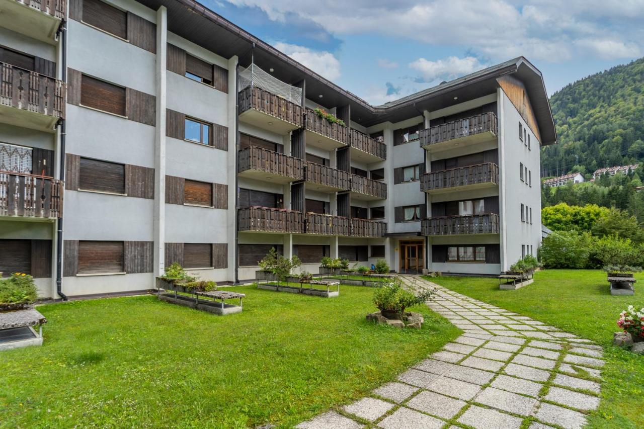 Il Ruscello Apartment With Terrace And View Of The Alps 塔尔维西奥 外观 照片